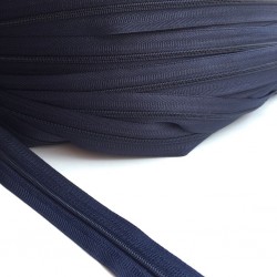 Metrelik Polyester Fermuar (İnce Diş-Kürsör Dahil) Metrelik Polyester Fermuar (İnce Diş-Kürsör Dahil)
